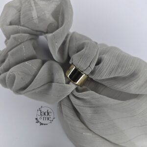 Scrunchie With Tail in Grey / Silver